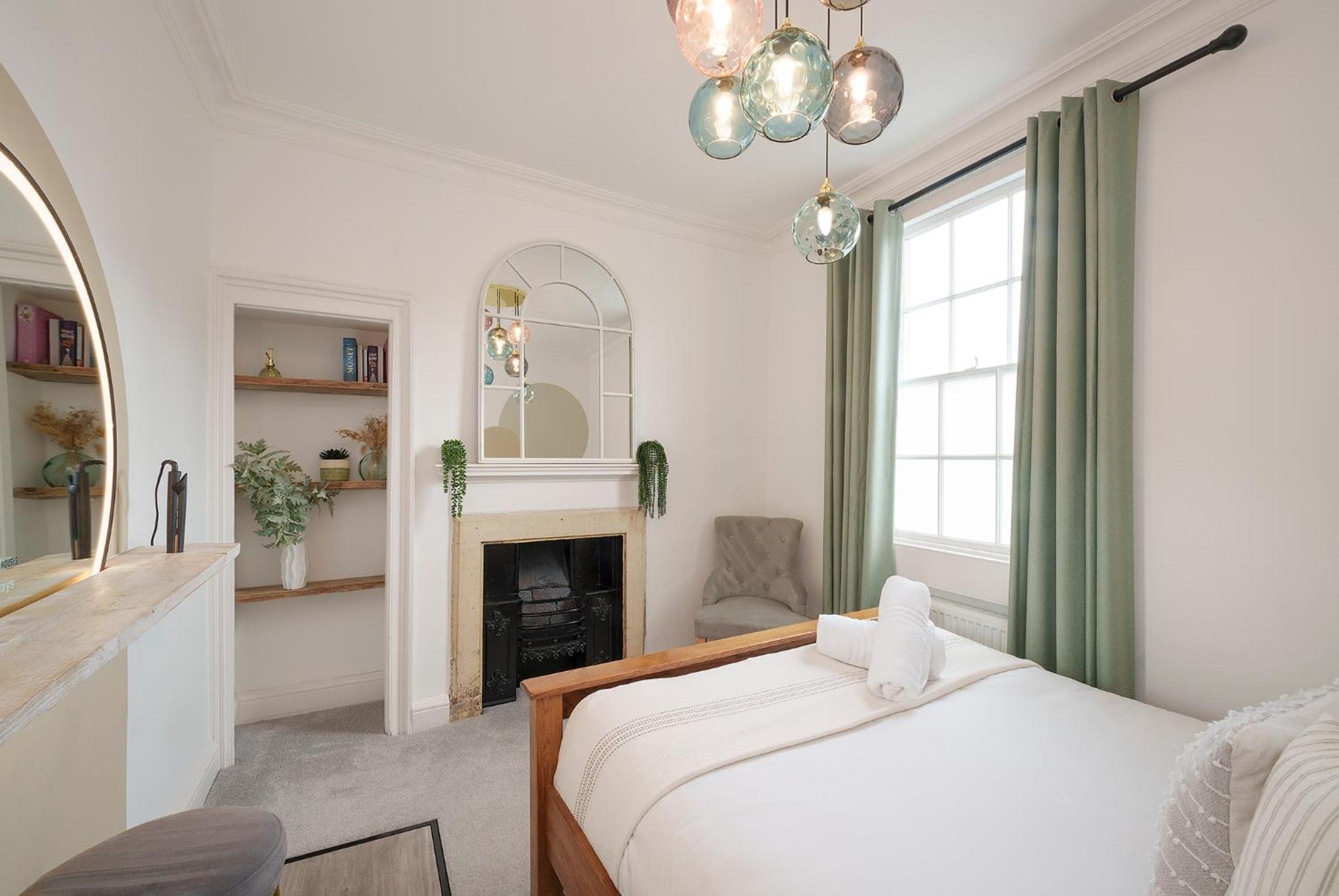 Appartamento The Haze House - 4 Bed Townhouse Bath Esterno foto